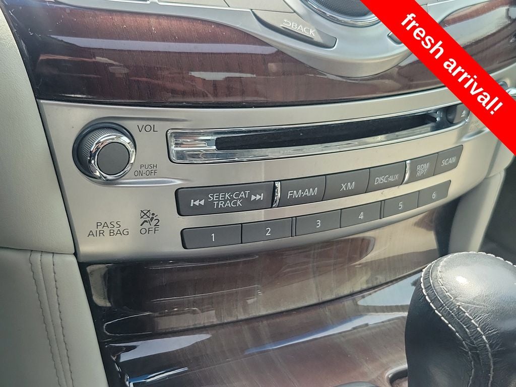 2016 INFINITI Q70 3.7X