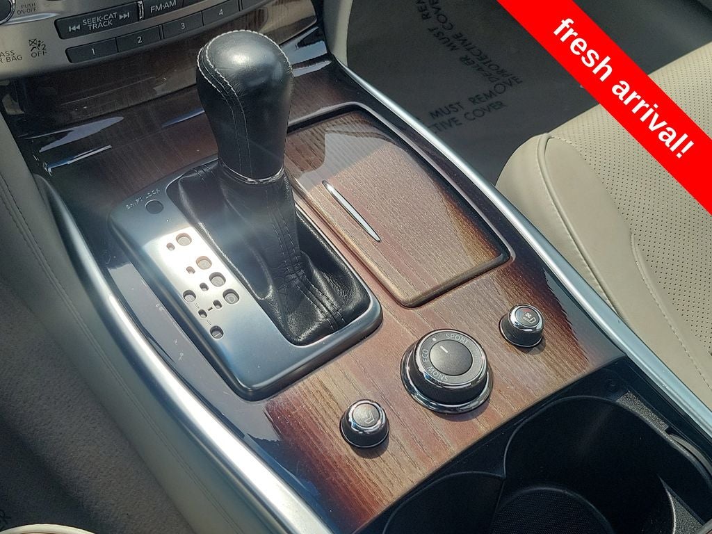 2016 INFINITI Q70 3.7X