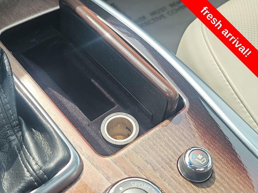 2016 INFINITI Q70 3.7X