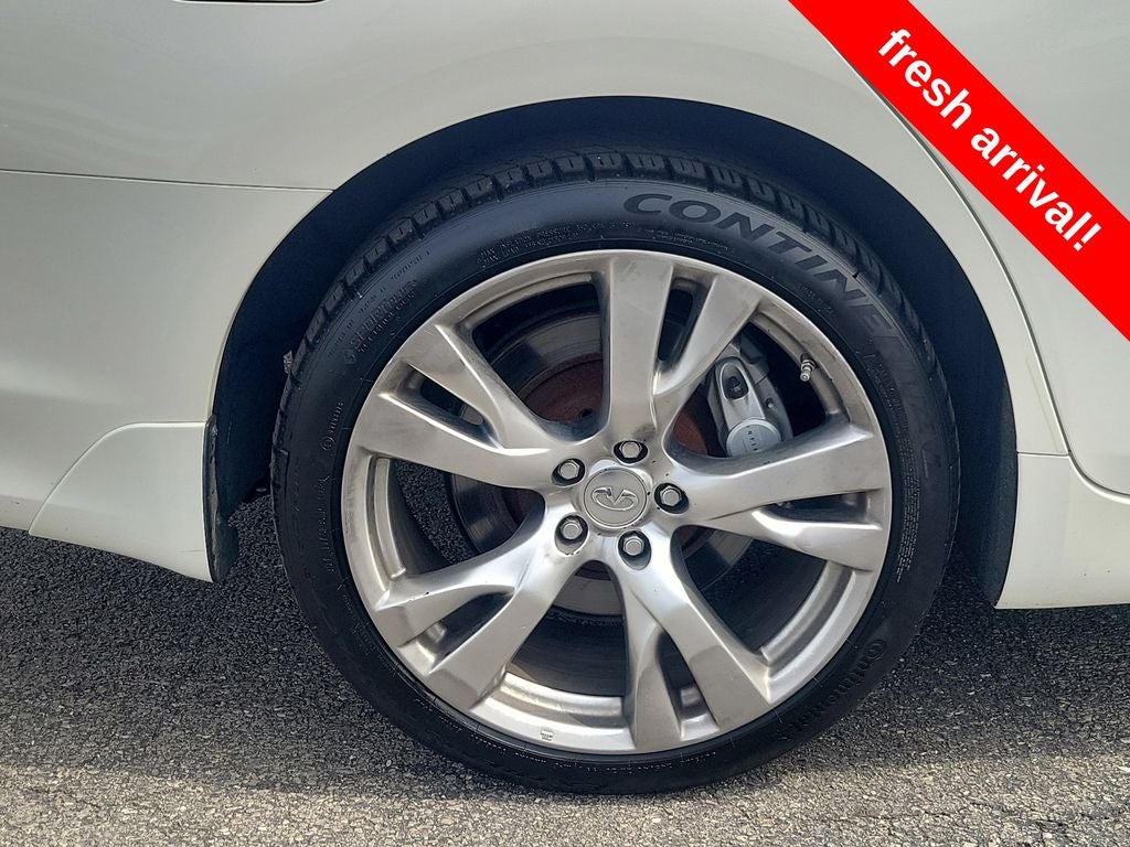 2016 INFINITI Q70 3.7X