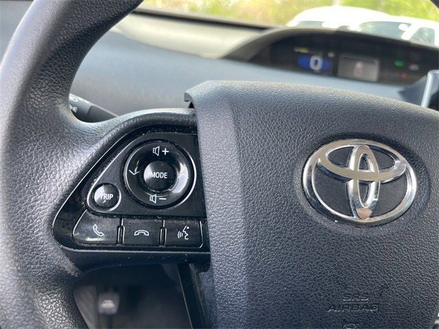 2022 Toyota Prius LE