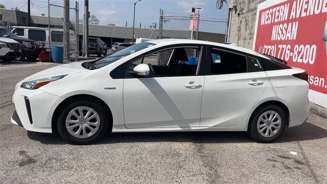 2022 Toyota Prius LE