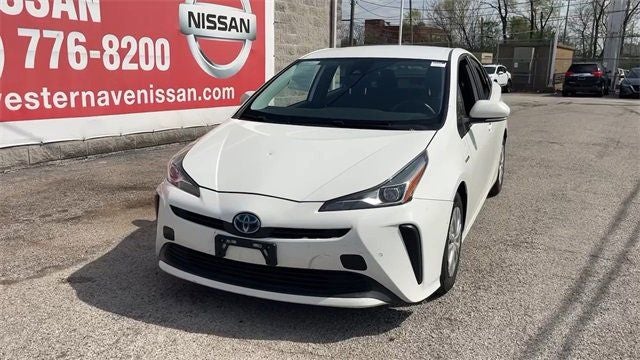 2022 Toyota Prius LE