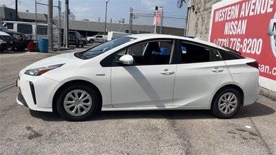 2022 Toyota Prius LE