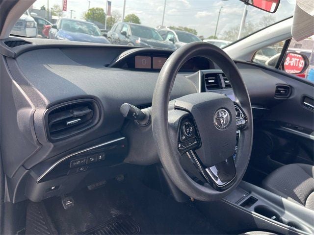 2022 Toyota Prius LE