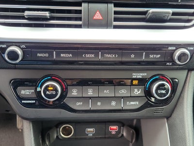 2020 Kia Niro LX