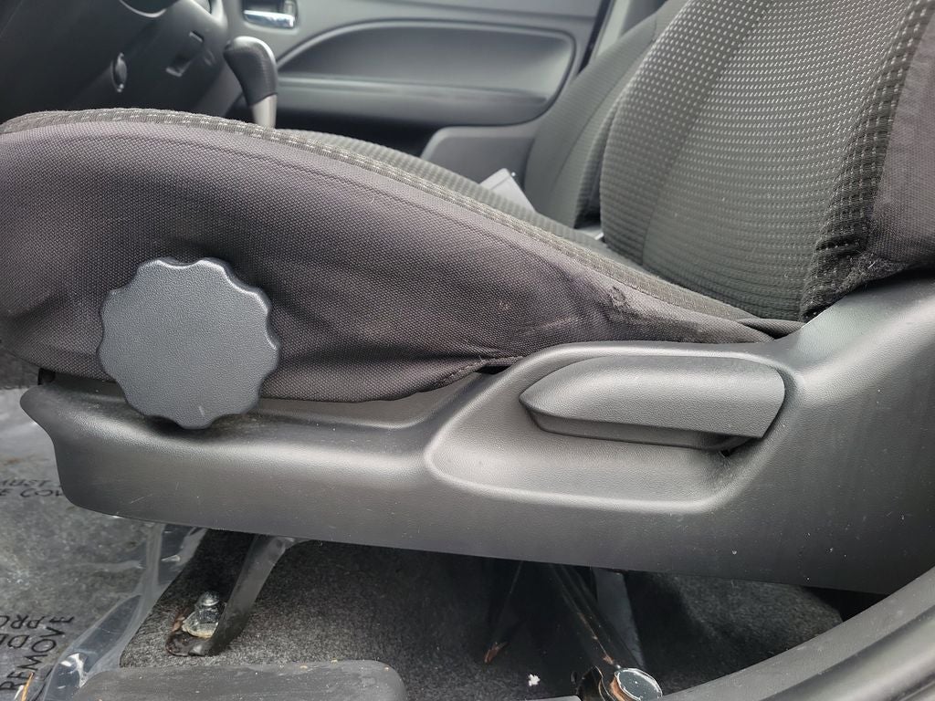 2015 Mitsubishi Mirage ES