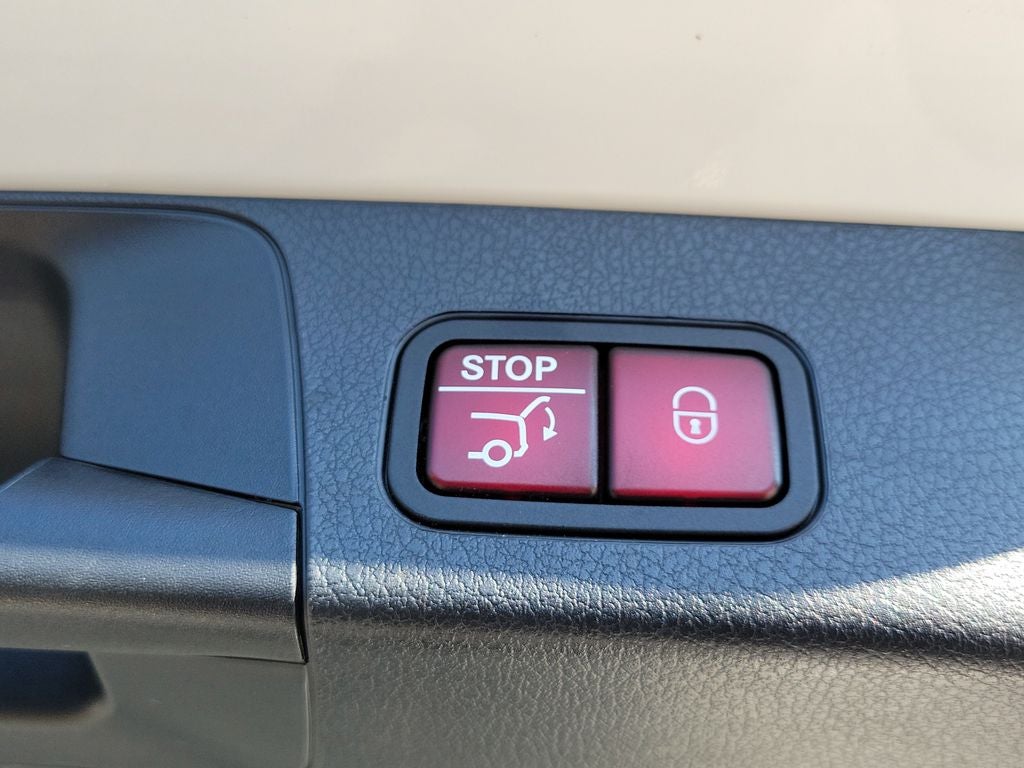 2023 Mercedes-Benz GLB GLB 250 4MATIC®