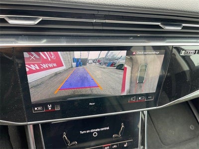 2022 Audi Q7 55 Premium Plus quattro