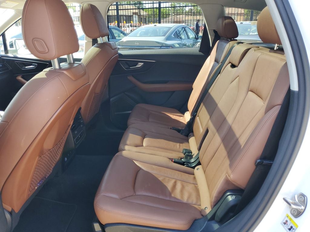 2022 Audi Q7 55 Premium Plus quattro