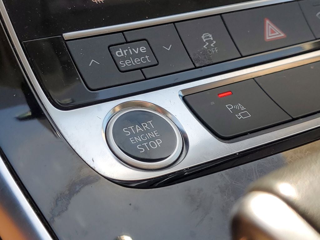 2022 Audi Q7 55 Premium Plus quattro