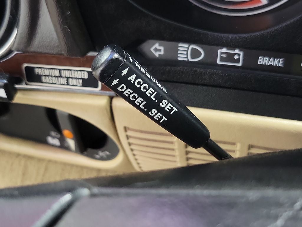 1988 Mercedes-Benz 500-Class 560 SL