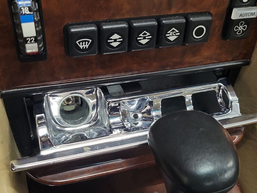 1988 Mercedes-Benz 500-Class 560 SL