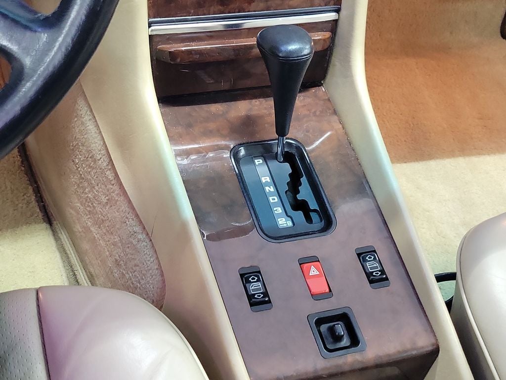 1988 Mercedes-Benz 500-Class 560 SL