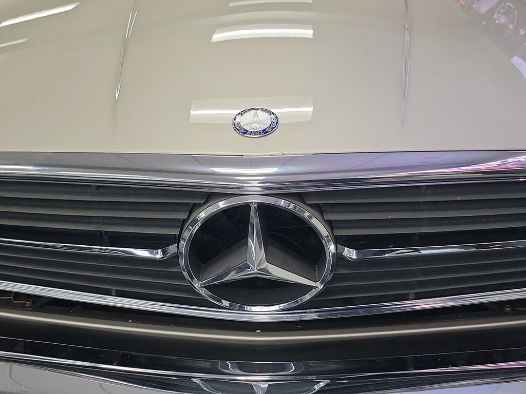 1988 Mercedes-Benz 500-Class 560 SL