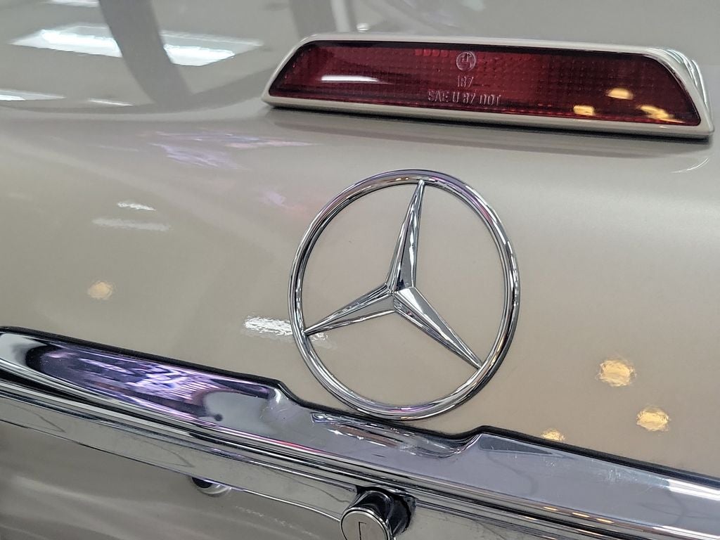 1988 Mercedes-Benz 500-Class 560 SL
