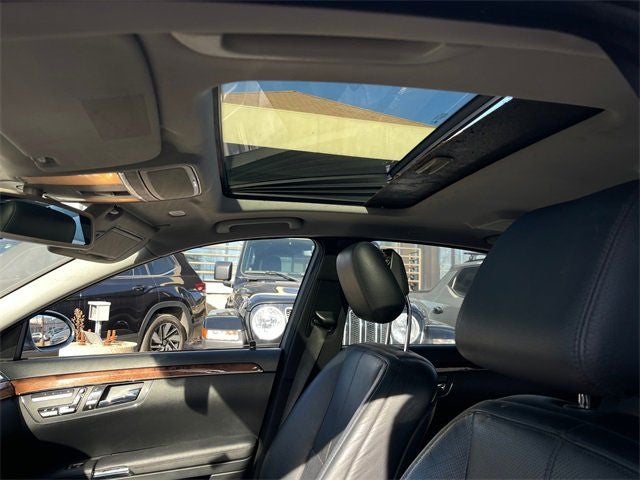 2008 Mercedes-Benz S-Class S 550
