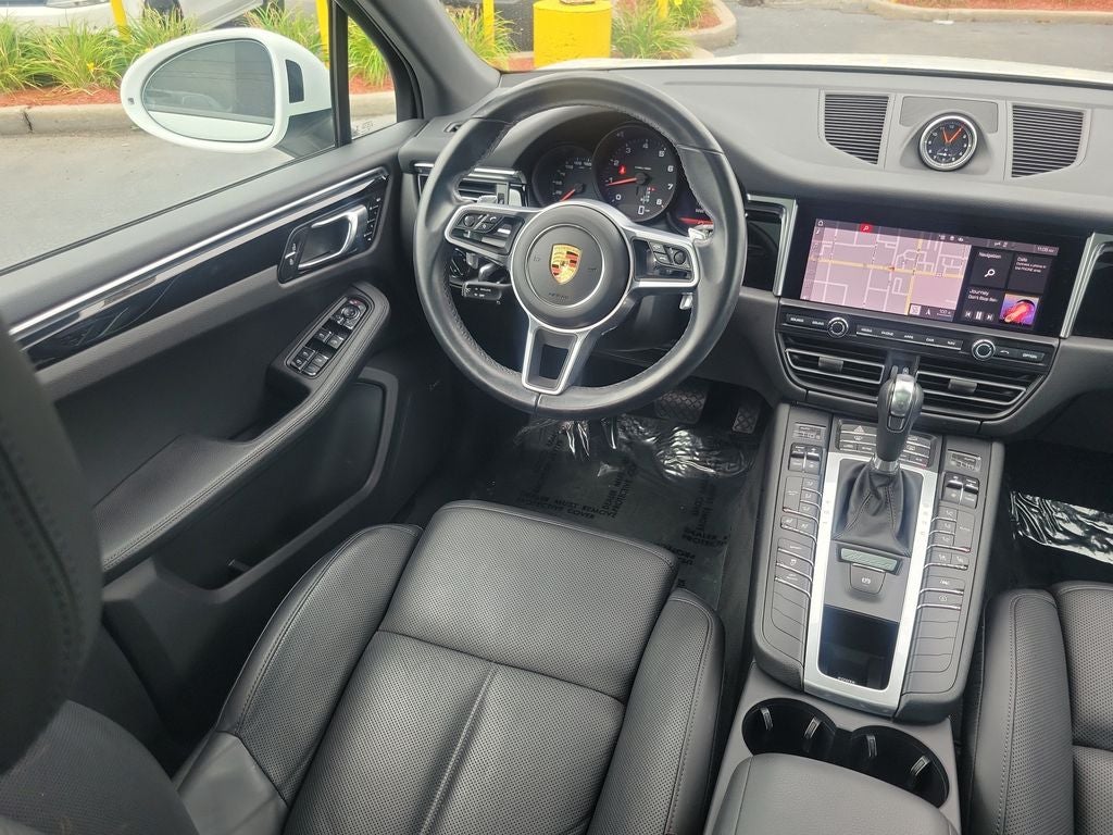 2021 Porsche Macan Base