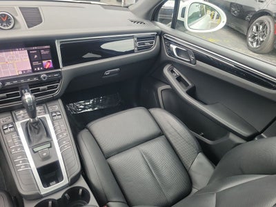 2021 Porsche Macan Base