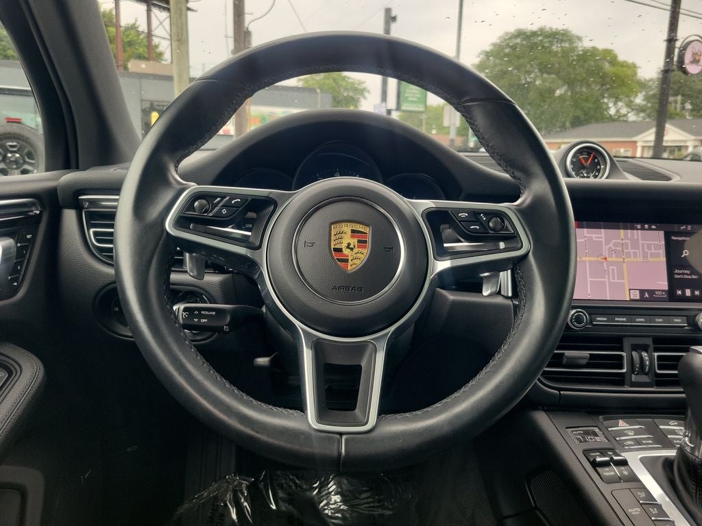 2021 Porsche Macan Base