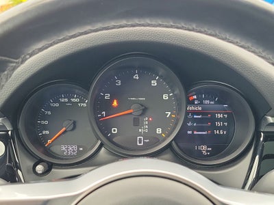 2021 Porsche Macan Base