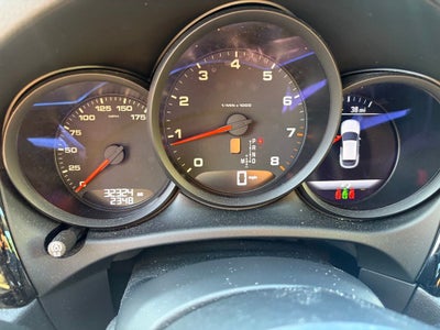 2021 Porsche Macan Base