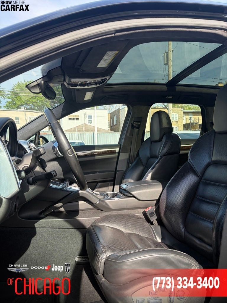 2013 Porsche Cayenne GTS