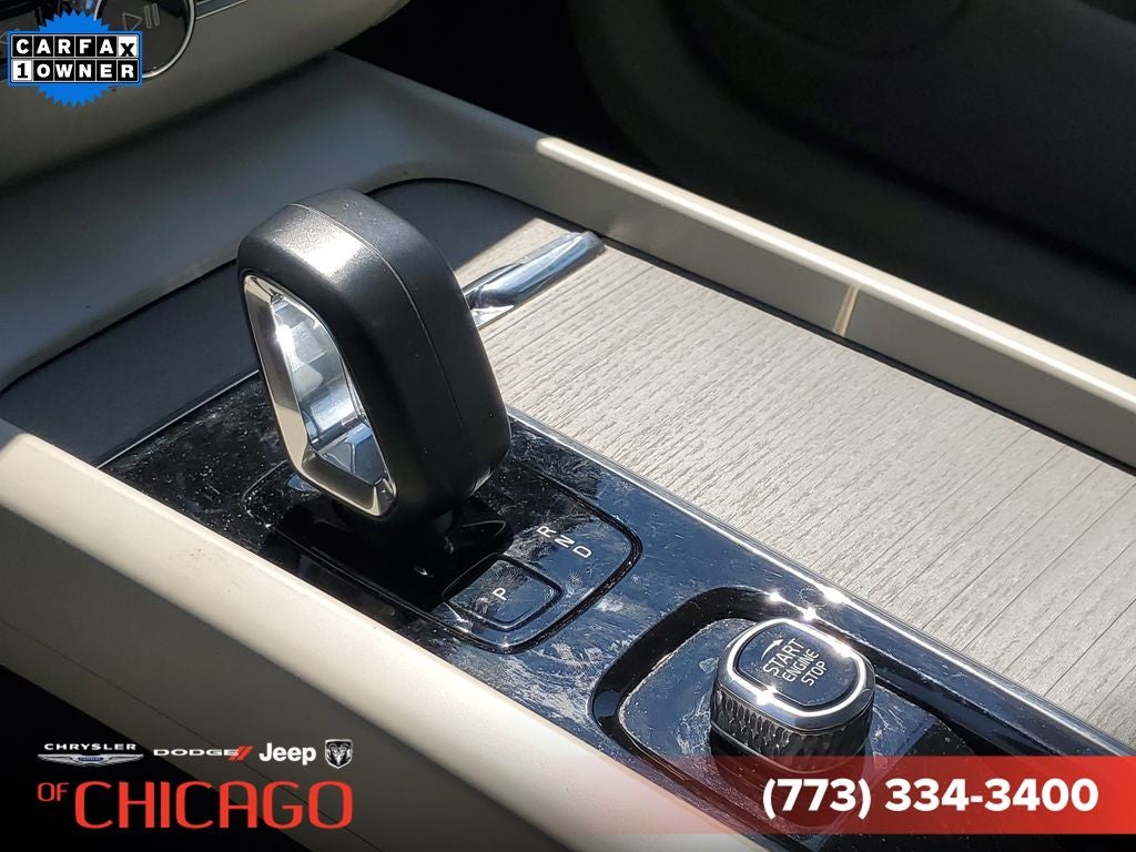 2023 Volvo XC60 B5 Plus Bright Theme