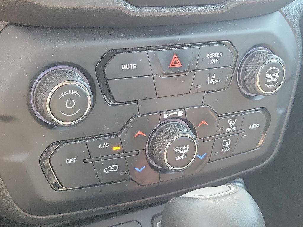2023 Jeep Renegade Latitude