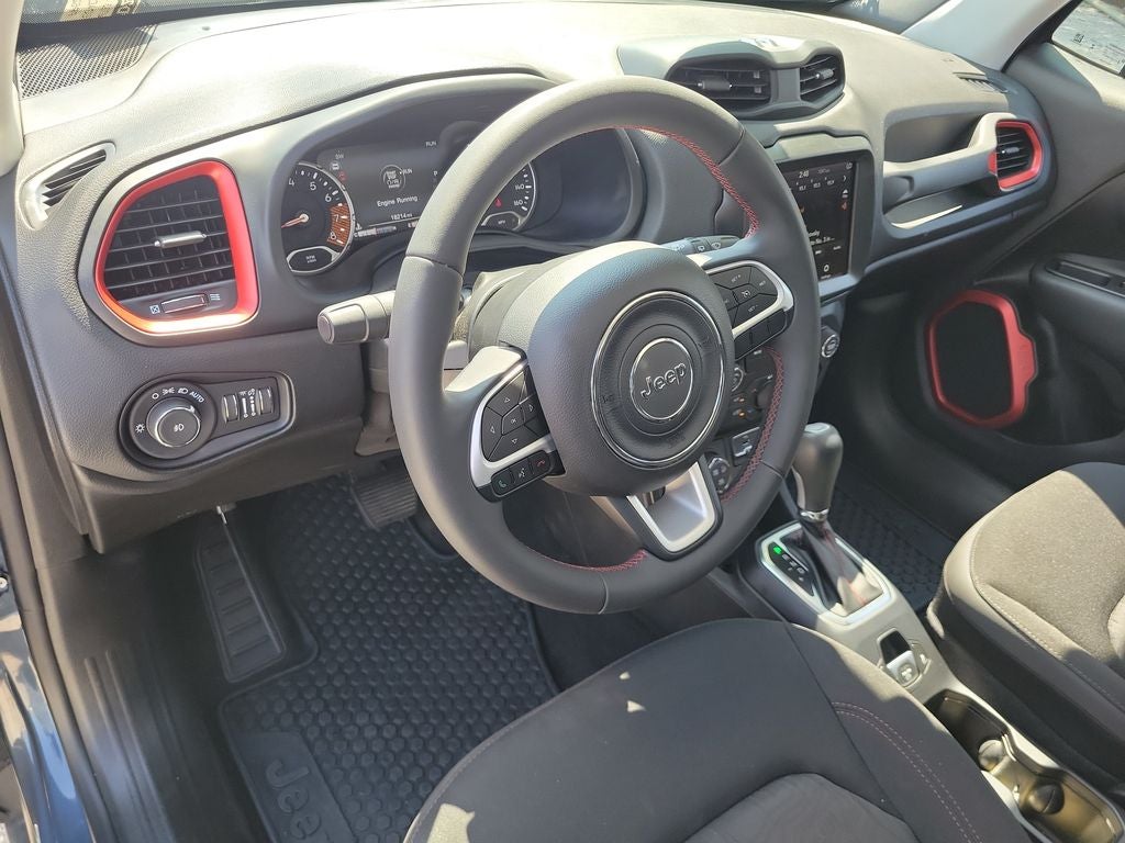 2023 Jeep Renegade Trailhawk