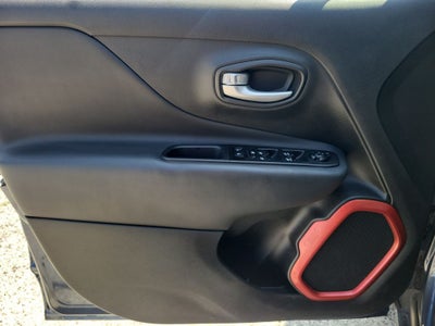2023 Jeep Renegade Trailhawk