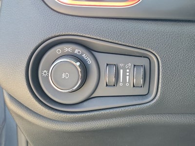 2023 Jeep Renegade Trailhawk