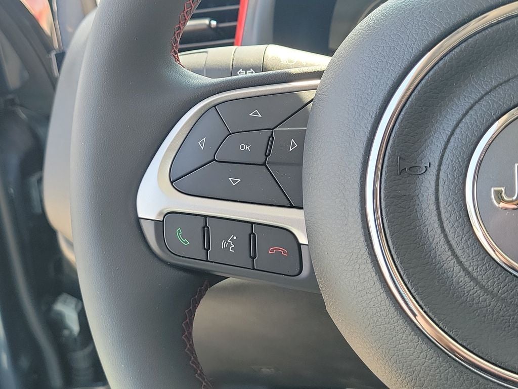 2023 Jeep Renegade Trailhawk