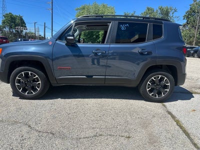 2023 Jeep Renegade Trailhawk