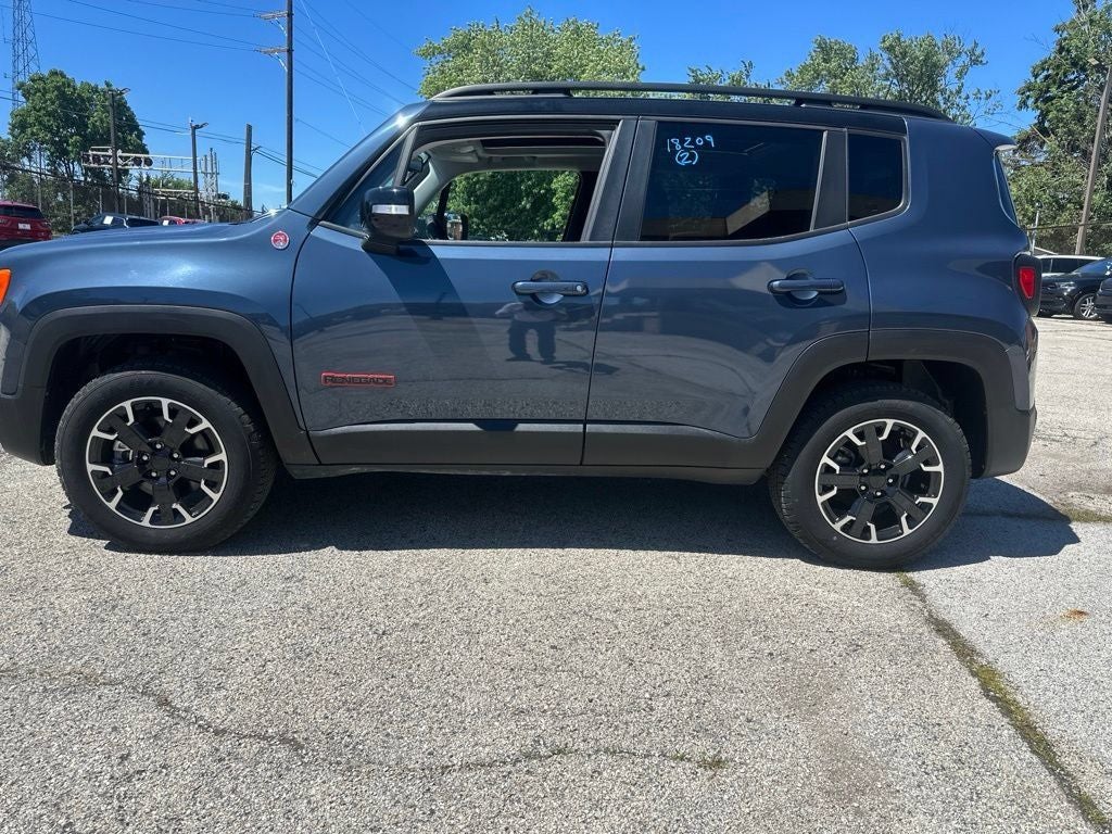 2023 Jeep Renegade Trailhawk
