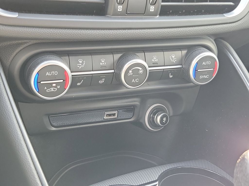 2024 Alfa Romeo Giulia Ti