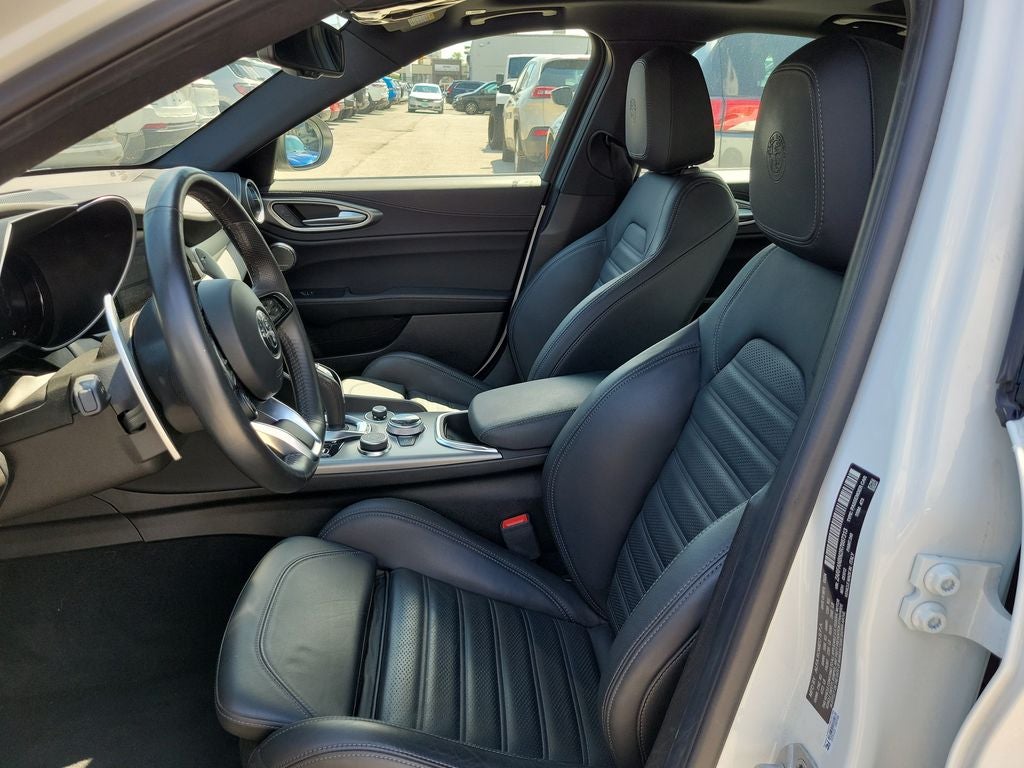 2024 Alfa Romeo Giulia Veloce
