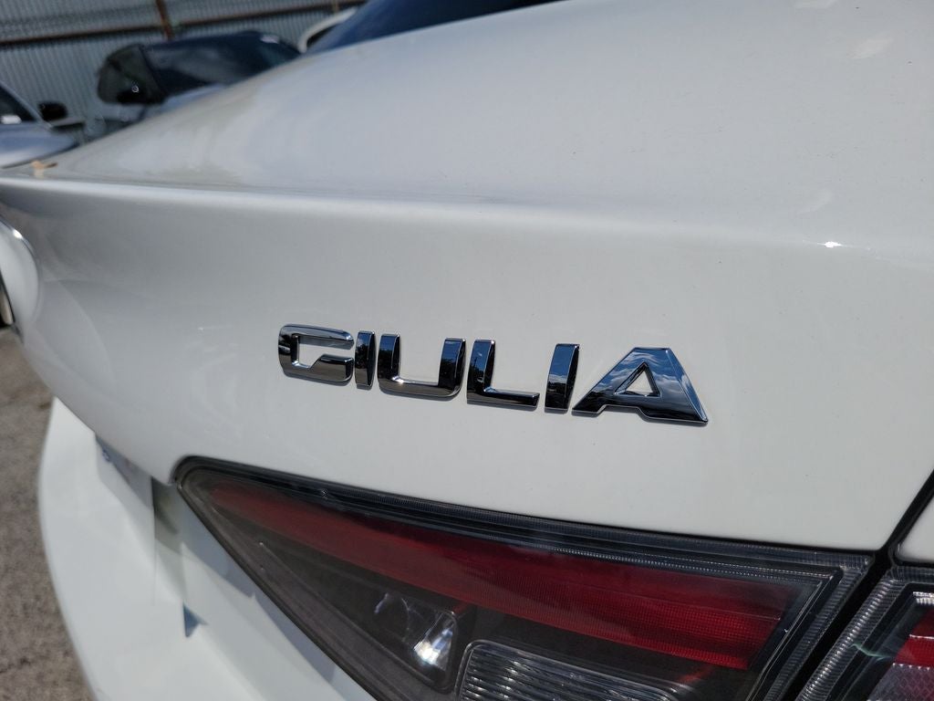 2024 Alfa Romeo Giulia Veloce