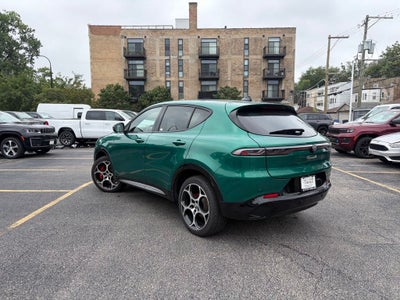 2025 Alfa Romeo Tonale Base