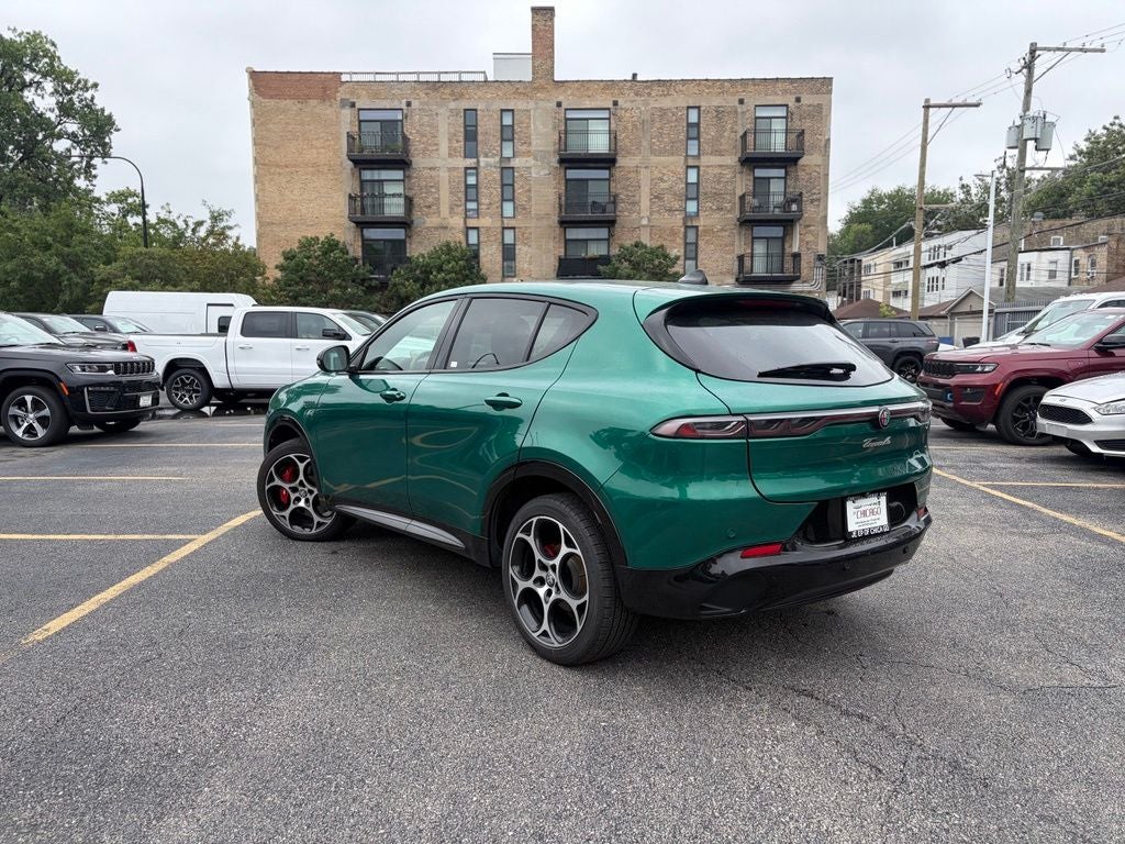 2025 Alfa Romeo Tonale Base