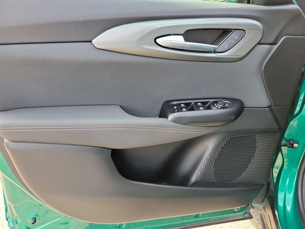 2025 Alfa Romeo Tonale Base