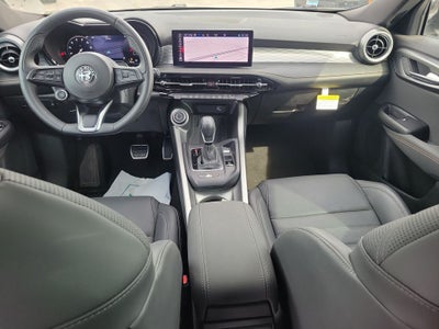 2025 Alfa Romeo Tonale Base