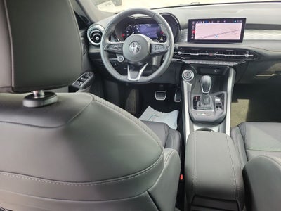 2025 Alfa Romeo Tonale Base