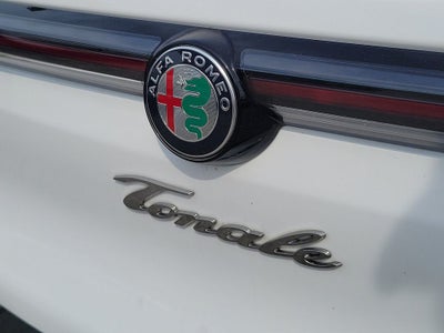 2025 Alfa Romeo Tonale Base