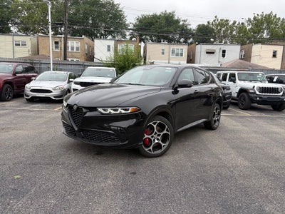 2025 Alfa Romeo Tonale Base