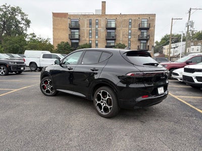2025 Alfa Romeo Tonale Base
