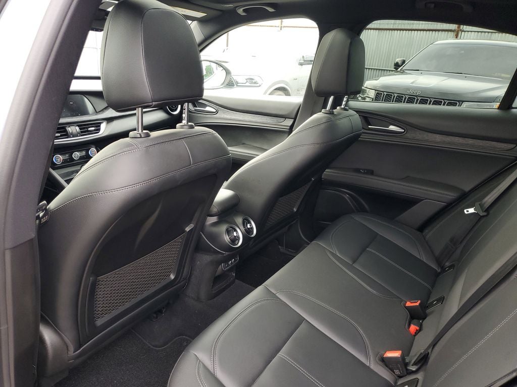 2024 Alfa Romeo Stelvio Sprint