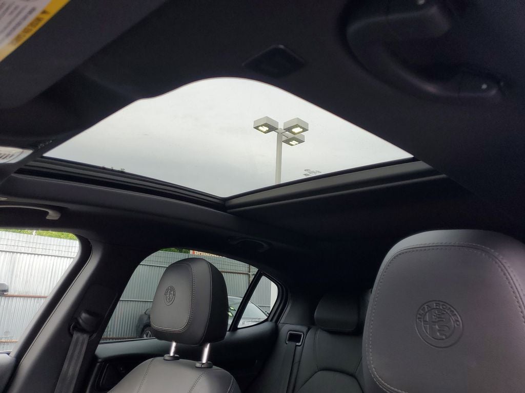 2024 Alfa Romeo Stelvio Sprint