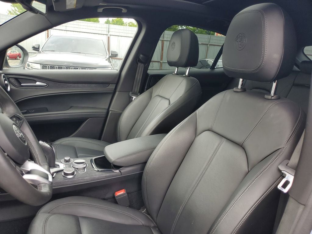 2024 Alfa Romeo Stelvio Sprint