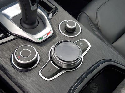 2024 Alfa Romeo Stelvio Sprint